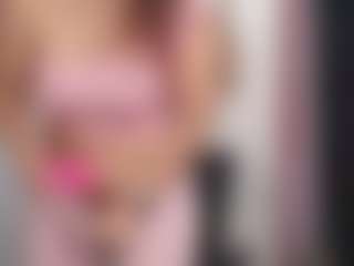 Live cam show with karlapum - Gamer MILF on Camsoda