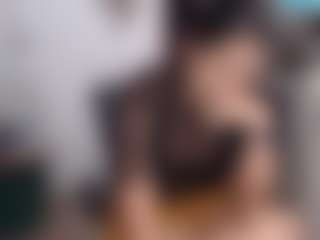 Live cam show with karlapum - Bedroom MILF on luckytryst.com