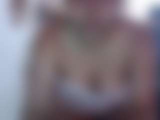 karlapum MILF webcam performer live streaming