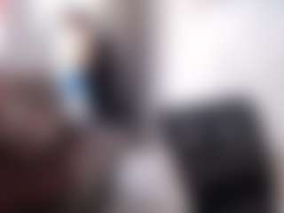 Live cam show with karlapum - Shaved Pussy MILF on Hubzter Live