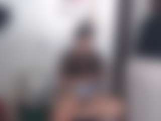 karlapum's Live Sex Cam Show