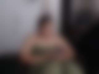 Live cam show with karlapum - Lush MILF on Mixed Magazine Live