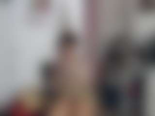 Live cam show with karlapum - Petite on crypto-cams