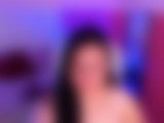 Live cam show with Amberr-Gold - Submissive on studioflirtlive.com