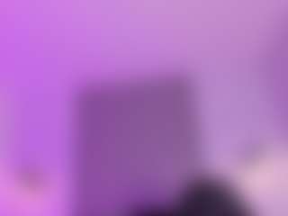 Live cam show with Amberr-Gold - Normal on livesuperchat.net