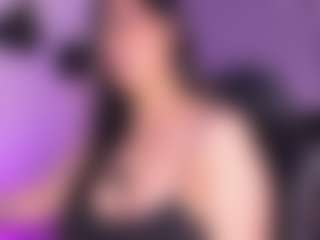 Live cam show with Amberr-Gold - Normal on 1on1-livenow