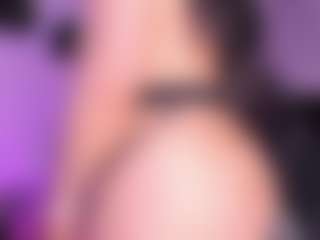 Live cam show with Amberr-Gold - Facial Piercings on camgirlchat.live