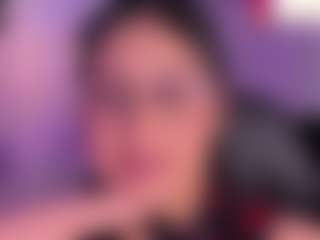 Live cam show with Amberr-Gold - Sexy on madthumbs