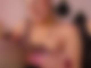 Live cam show with Amberr-Gold - Cum In Pussy on Camsoda