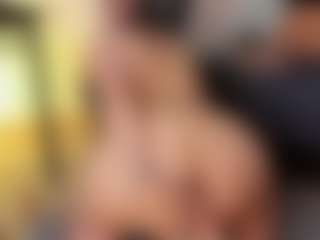 Amberr-Gold's Live Sex Cam Show