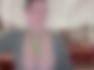 Live cam show with Ivy Swings - Nipple Piercings on CamClone