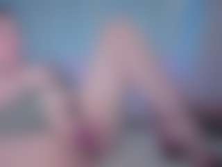 Live cam show with Ivy Swings - Bedroom on https://playwithruby.com
