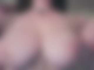 Ivy Swings's Live Sex Cam Show