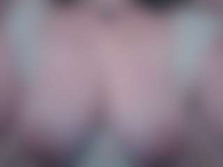Ivy Swings's Live Sex Cam Show