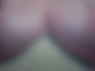 Live cam show with Ivy Swings - HD MILF on Mixed Magazine Live