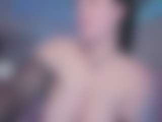Live cam show with Ivy Swings - Tease on Camsoda