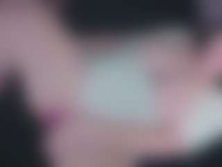 Live cam show with Ivy Swings - Green Eyes on SpankPalCams