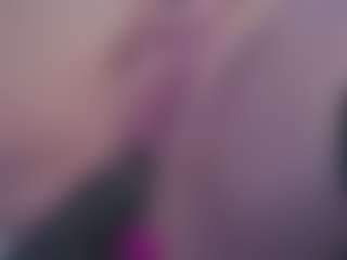 Live cam show with Ivy Swings - Toys on CamwithHer