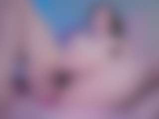 Live cam show with Ivy Swings - Cono Afeitado on Dolls Live