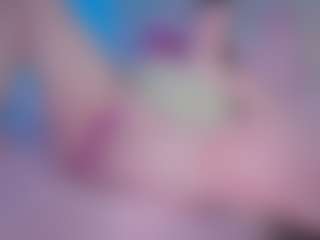 Live cam show with Ivy Swings - Bedroom MILF on Mixed Magazine Live