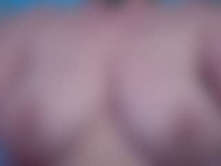 Ivy Swings's Live Sex Cam Show