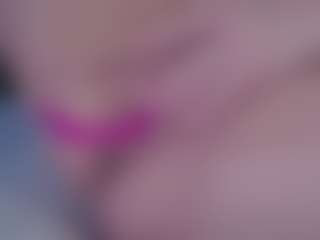 Live cam show with Ivy Swings - Anal on livesuperchat.net