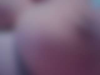 Live cam show with Ivy Swings - Handjob on Camsoda