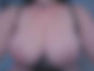 Ivy Swings's Live Sex Cam Show
