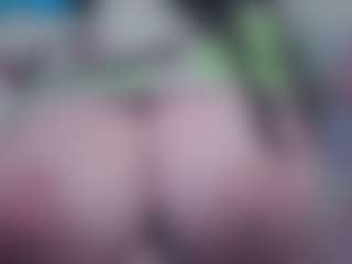 Ivy Swings's Live Sex Cam Show