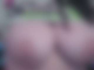 Ivy Swings's Live Sex Cam Show