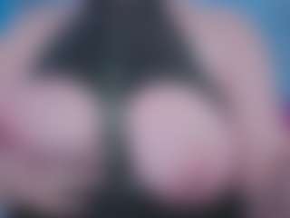 Ivy Swings's Live Sex Cam Show