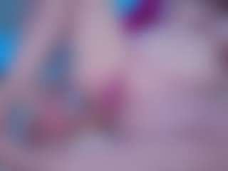Live cam show with Ivy Swings - Anal MILF on Mixed Magazine Live