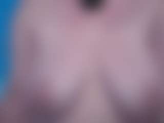 Ivy Swings's Live Sex Cam Show
