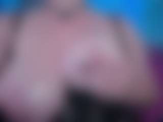 Ivy Swings's Live Sex Cam Show