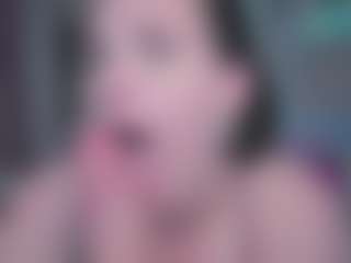 Live cam show with Ivy Swings - Longlegs on livesexfox.com