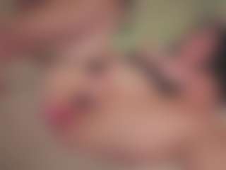 Live cam show with Ivy Swings - Dildo on Camiplay Live