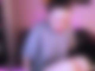 Live cam show with LilyThompsonX - Cute on studioflirtlive.com