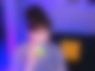 Live cam show with LilyThompsonX - Solo on Camsoda