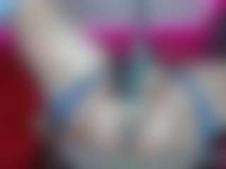 Live cam show with sammy-evaans - Middle Aged on Uber Horny