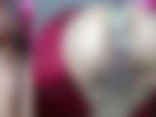 Live cam show with sammy-evaans - Middle Aged on SmokeAndPoke