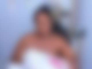 Live cam show with bbw-charlote - Double Penetration on CamClone