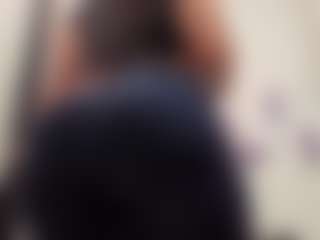 Live cam show with bonny26 - Fingers on Camsoda