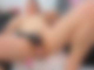 Live cam show with charlotte - Handjob on livesuperchat.net
