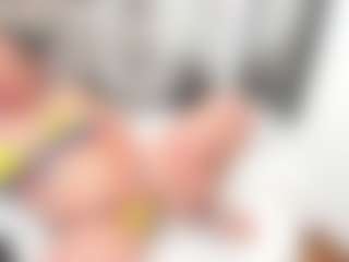 Live cam show with charlotte - Average on camwithhim.com