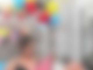 charlotte MILF webcam performer live streaming