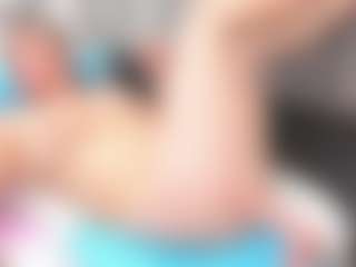 charlotte MILF webcam performer live streaming