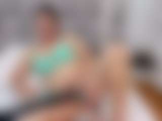 Live cam show with charlotte - Facial on TeamSkeetLive