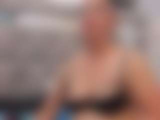 Live cam show with charlotte - Facial on Chatstar