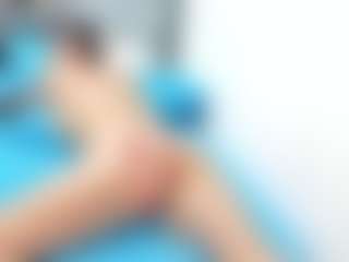 Live cam show with charlotte - Facial on CamClone