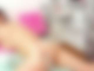 Live cam show with charlotte - Camel Toe on SpunkLive